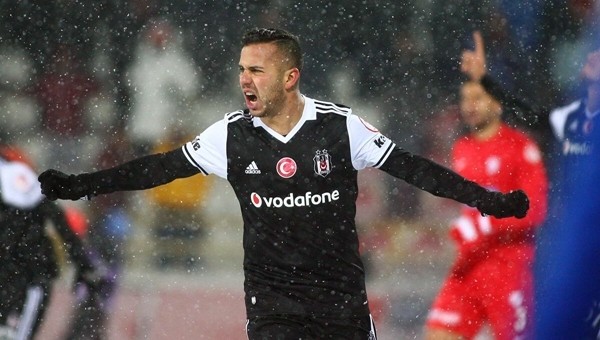 Kerim Frei, Türkiye Kupası'nda Beşiktaş'ı sırtladı