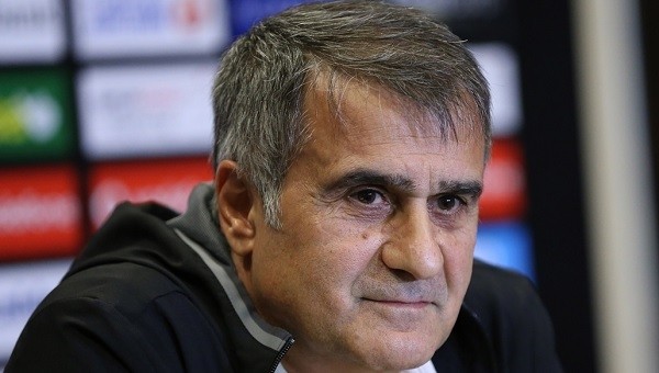 Beşiktaş Teknik Direktörü Şenol Güneş'ten transfer açıklaması