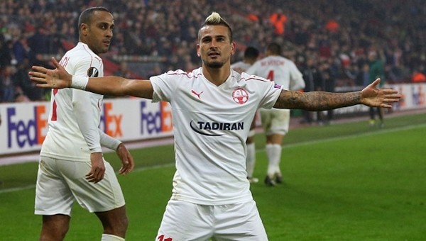 Çaykur Rizespor, Beşiktaş'ın rakibinin oyuncusunu istiyor