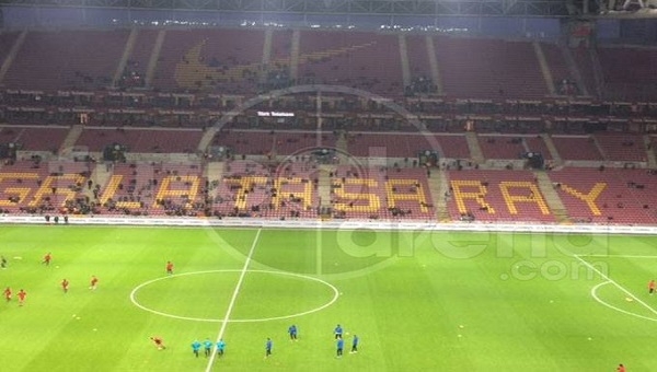 Galatasaray - Akhisar maçında TT Arena'da tribünler boş kaldı