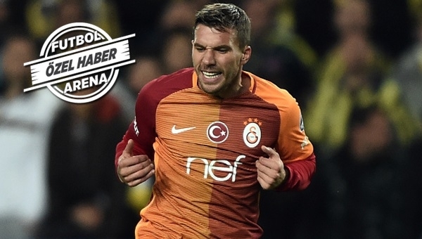 Galatasaray'dan FutbolArena'ya Podolski açıklaması