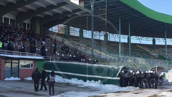 Konya Anadolu Selçuklu - Amedspor maçında olay