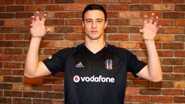 Matej Mitrovic: 'Türkiye'nin en büyük kulübü Beşiktaş'