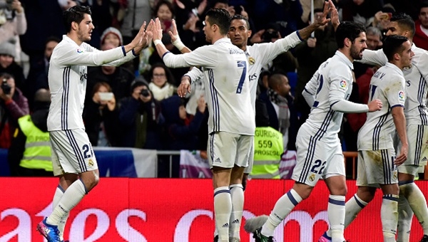 Real Madrid fırsatı kaçırmadı: 3 - 0