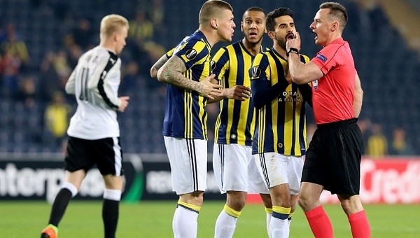 Deniz Çoban'dan Fenerbahçe - Krasnodar maçının hakemine eleştiri