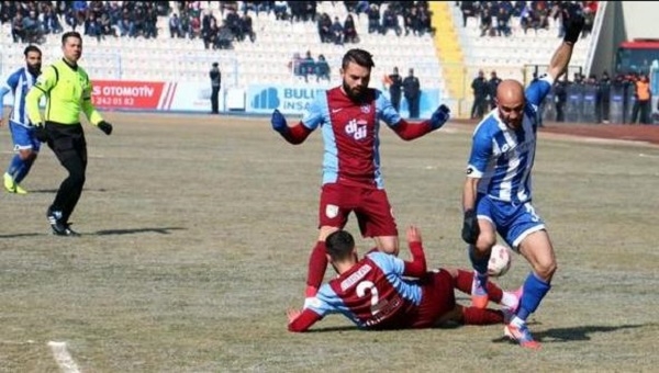 İstanbulspor - Erzurumspor şampiyonluk maçı CANLI İZLE
