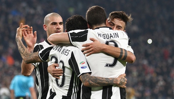 Juventus zorlanmadı: 4-1