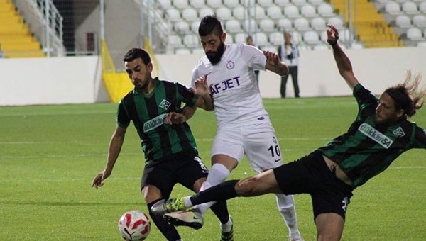 Sultanbeyli Belediyespor 1-3 Sakaryaspor maç özeti ve golleri