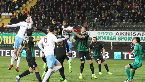 Akhisar Belediyespor 1-3 Trabzonspor maç özeti ve golleri (İZLE)