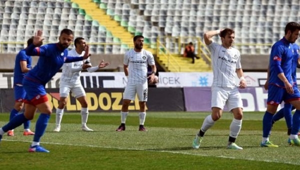 Altay gol oldu yağdı! (Altay - Karacabey Birlikspor maç özeti ve golleri)