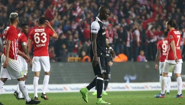 İşte Beşiktaş'ın Aboubakar'a kestiği ceza