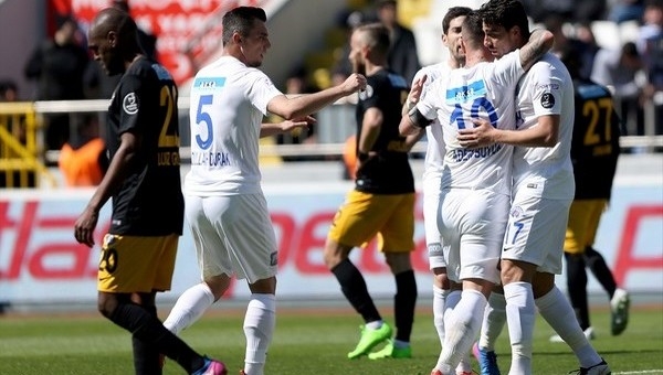 Kasımpaşa 3-2 Osmanlıspor maç özeti ve golleri (Kasımpaşa Osmanlı İddaa maç sonucu)