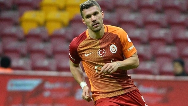 Lukas Podolski'den transfer açıklaması
