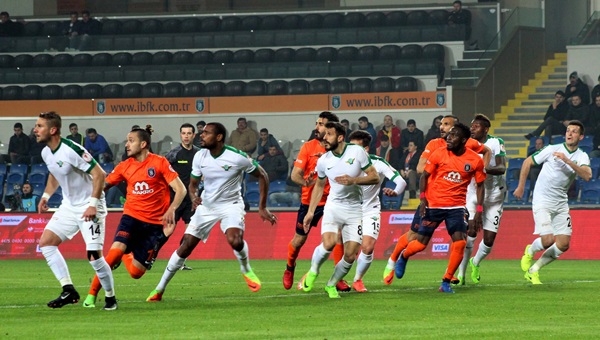 Medipol Başakşehir 1 - 1 Akhisar Belediyespor maçı özeti ve golleri