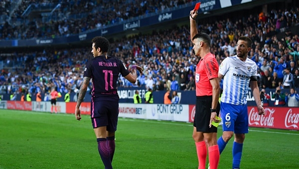 Barcelona'nın yıldızı Neymar'a 3 maç ceza