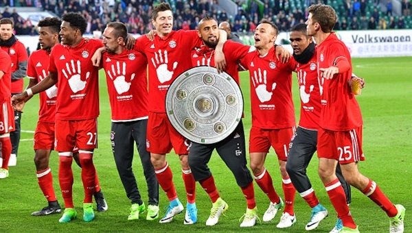 Bayern Münih şampiyon! Wolfsburg 0-6 Bayern Münih maçı özeti ve golleri (İZLE)