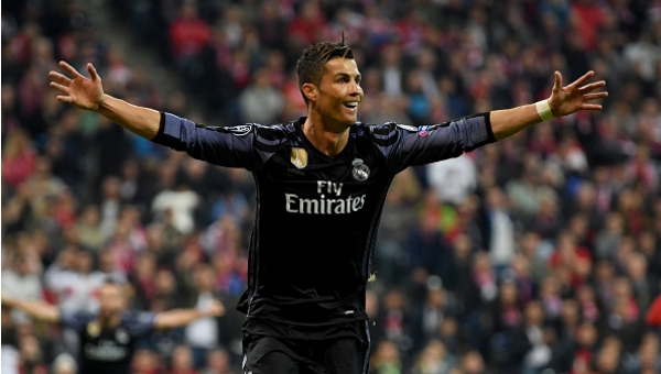 Cristiano Ronaldo'dan rekor! Tarihte bir ilk