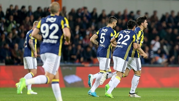 Ozan Tufan'ın Medipol Başakşehir'e attığı gol (İZLE)