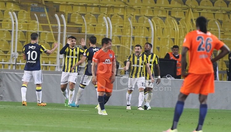 Fenerbahçeli Ozan Tufan, Başakşehir'in belalısı oldu
