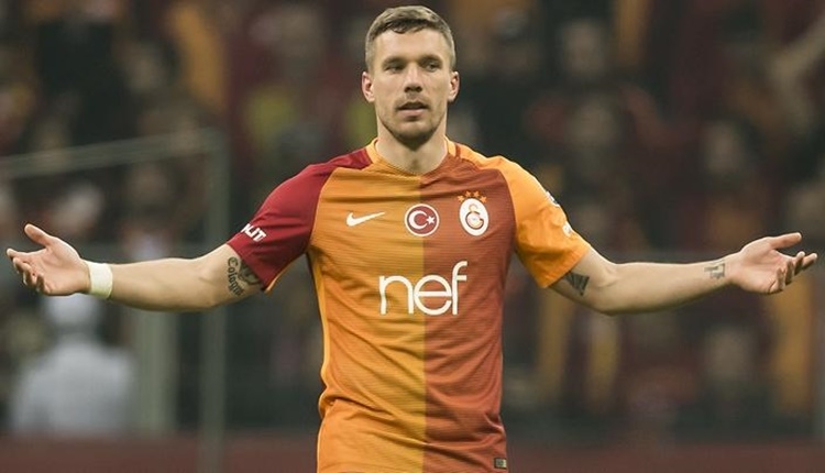 Lukas Podolski, Volkan Demirel ile alay etti
