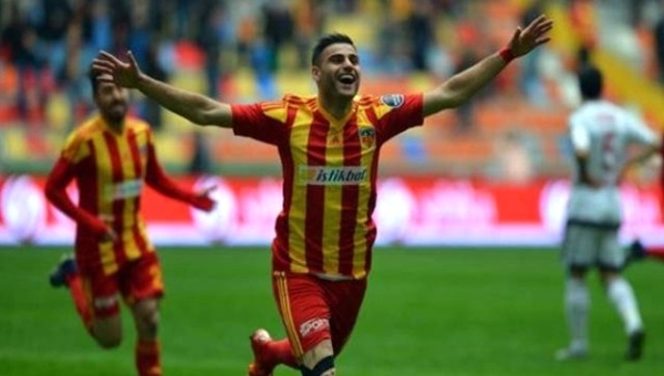 Trabzonspor'un istediği Deniz Türüç'ten transfer açıklaması