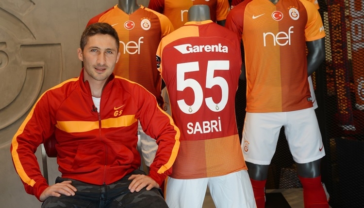 Galatasaray'da Sabri Sarıoğlu takımdan ayrıldı!