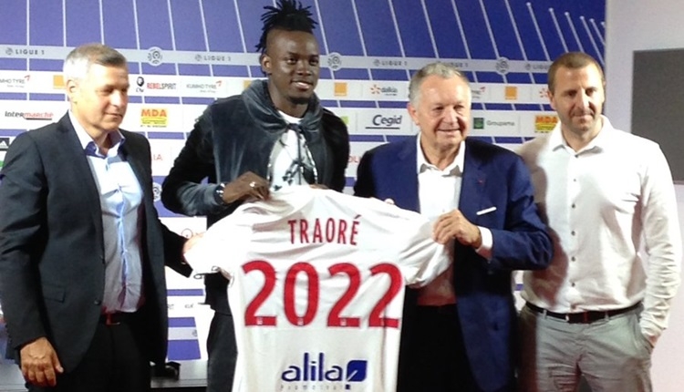 Galatasaray'ın istediği Bertrand Traore'yi Lyon transfer etti