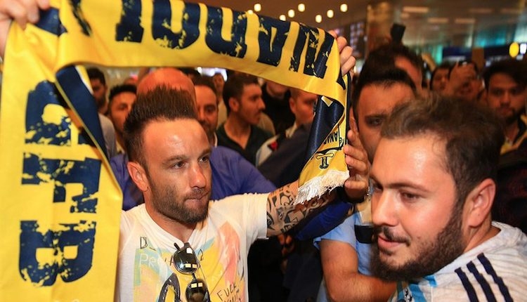 Fenerbahçe yeni transferleri UEFA listesine yazdırabilecek mi?