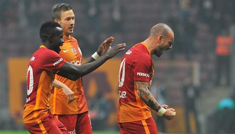 Galatasaraylı Sneijder, Hollanda'da transfer sorusuna cevap verdi