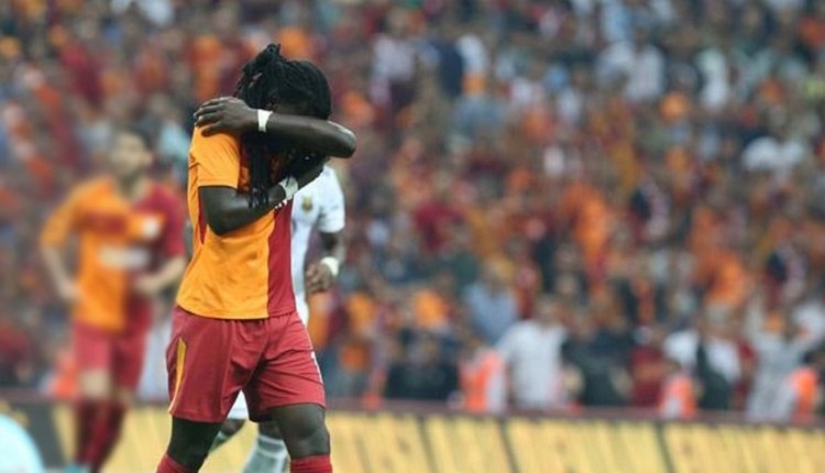 Galatasaray - Hertha Berlin maçında ne yaptın Gomis?