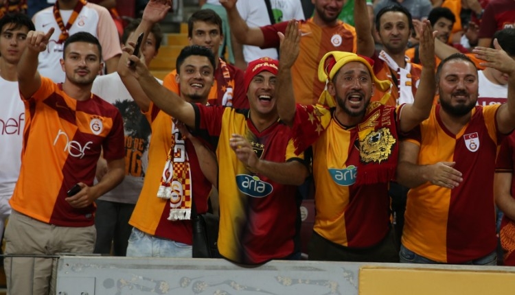 Galatasaray için Ahmet Çakar'dan kombine iddiası