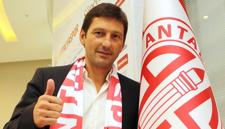 Antalyaspor, Leonardo Araujo ile sözleşme imzaladı