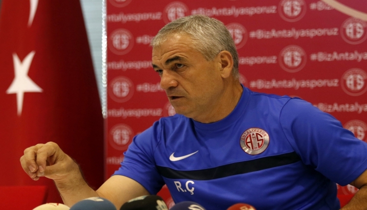 Antalyaspor'da Çalımbay: Eto'o ile ilgili karar verilmeli