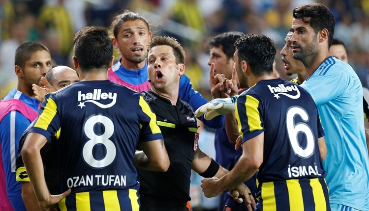 Fenerbahçe - Başakşehir Fırat Aydınus'tan tartışmalı gol kararı