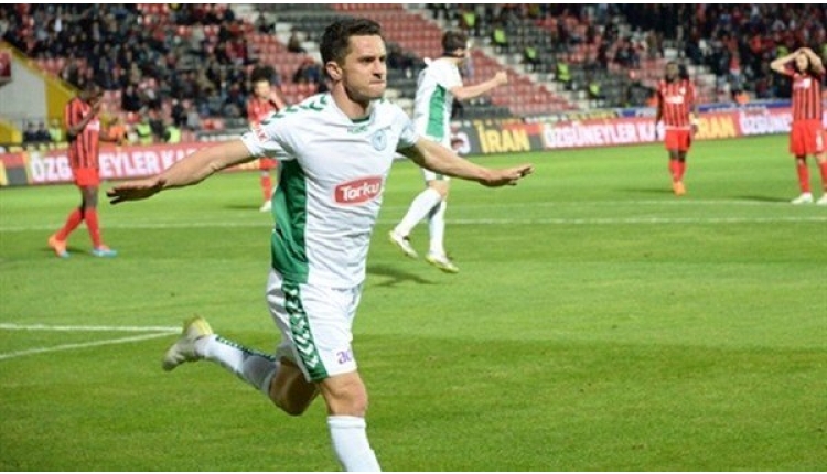 Konyasporlu Rangelov, Ümraniyespor'a transfer oldu