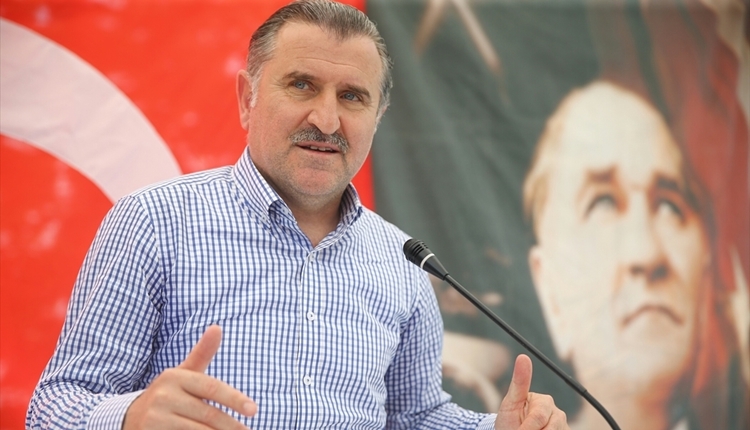 Spor Bakanı Osman Aşkın Bak'tan yabancı sınırı açıklaması