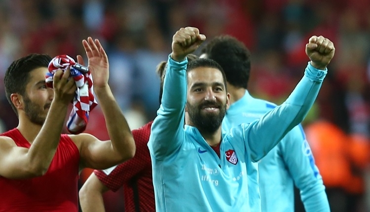 Türkiye - Hırvatistan maç sonu Arda Turan'dan Oğuzhan'a övgüler