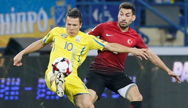 Ukrayna Türkiye maçında Emre Belözoğlu'ndan Şener'e fırça!