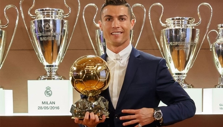 Cristiano Ronaldo, Altın Top ödülünü sattı! Sebebi...