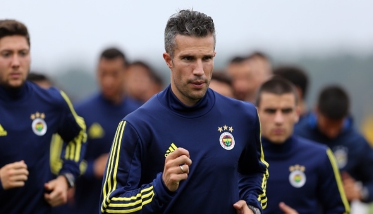 Fenerbahçe'de Robin van Persie sahalara ne zaman dönecek?