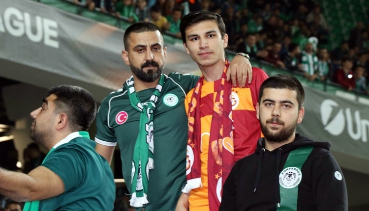 Konyaspor'un Salzburg maçını Galatasaraylı Hakan Karaoğlu da izledi