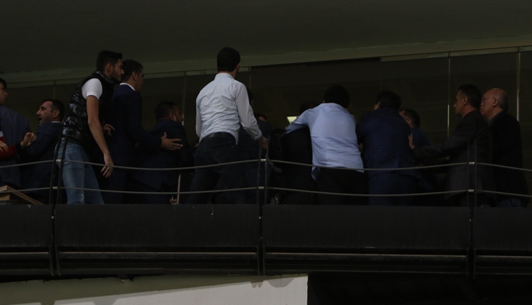 Manisaspor - Denizlispor maçının protokolünde olay çıktı