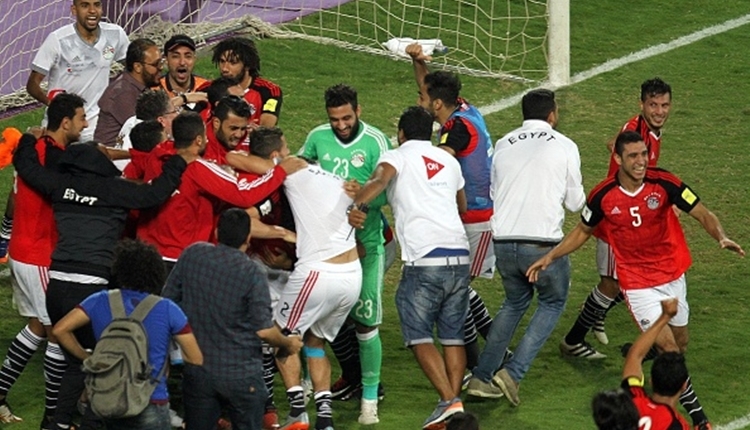 Mısır'da 28 yıl sonra Dünya Kupası sevinci! Ülke sokaklara döküldü