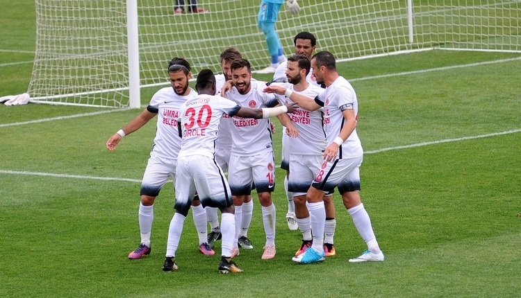 Ümraniyespor 2-1 Elazığspor maç özeti ve golleri