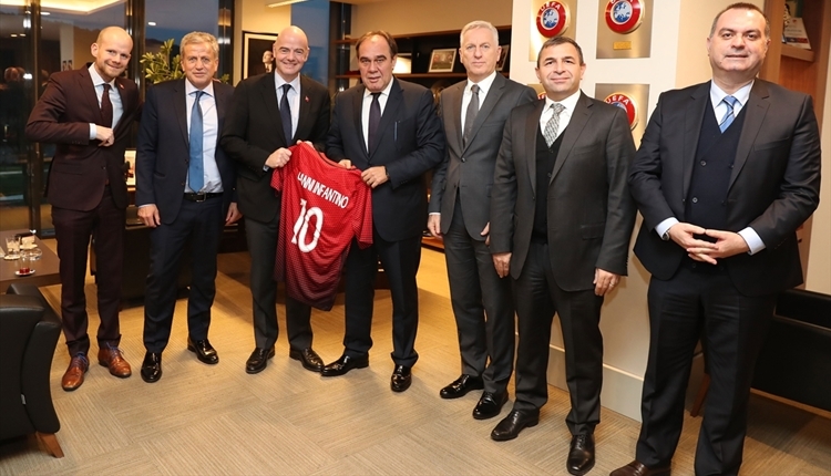 FIFA Başkanı Infantino, Yıldırım Demirören'i ziyaret etti