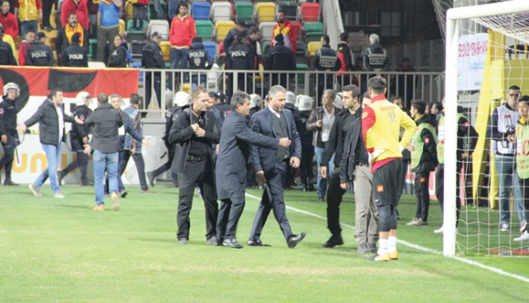 Göztepe - Beşiktaş maçı öncesi 19 gözaltı