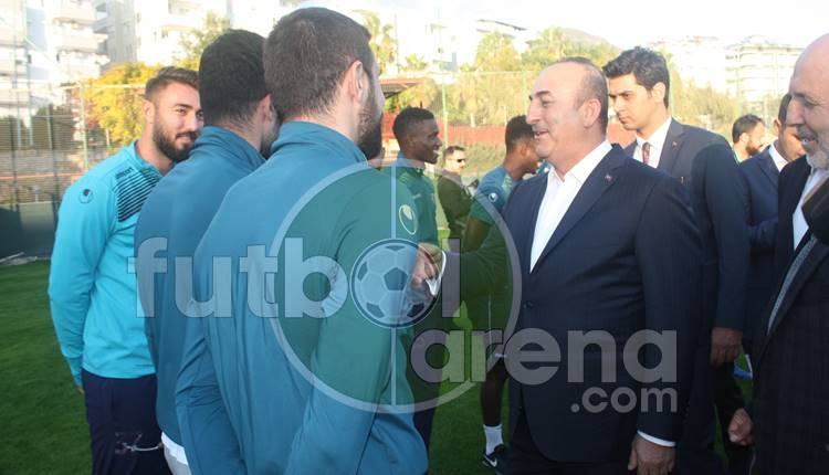 Alanyaspor'a Dışişleri Bakanı Mevlüt Çavuşoğlu'dan ziyaret
