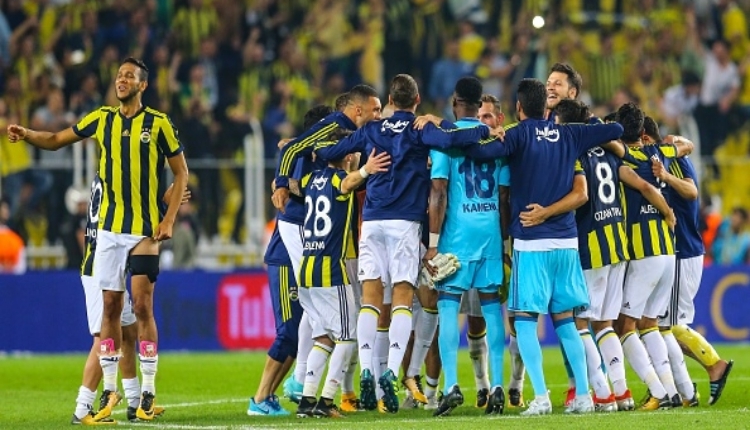 Fenerbahçe taraftarlarından Kasımpaşa maçına hücum