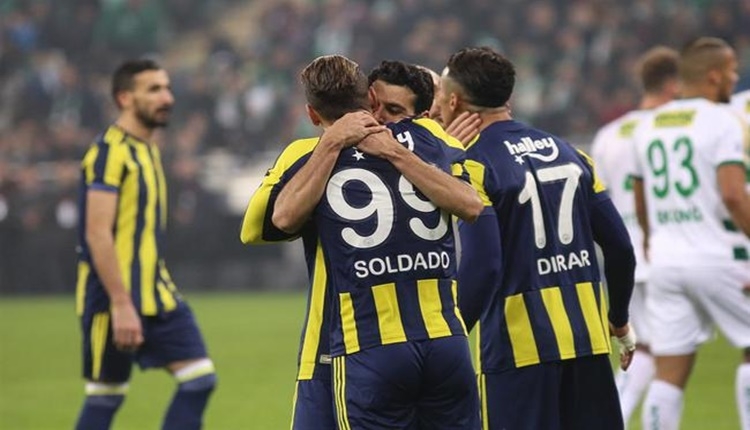 Fenerbahçe'de aslar sakatlanıyor, yedekler aratmıyor