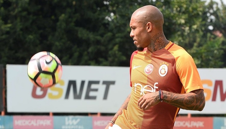 Galatasaray'da De Jong ile yollar resmen ayrıldı